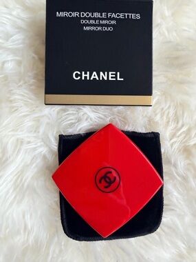 Chanel MIROIR DOUBLE FACETTES. Red w Black ‘CC’. Mirrors remain SEALED. NIB